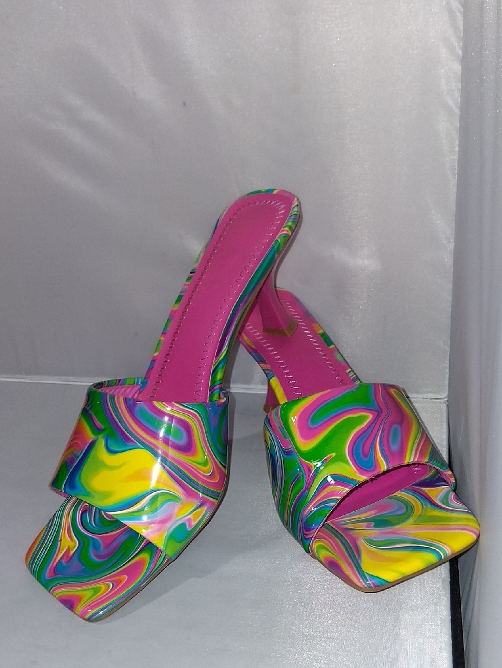 Rouge Helium party shoes, size 11